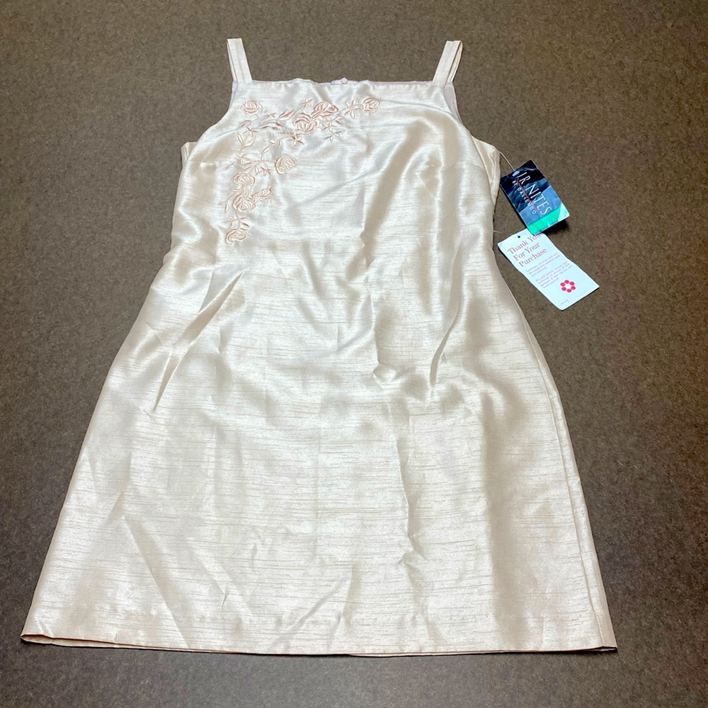 NWT J.R. Nites by Caliendo Embroidered Floral Dress